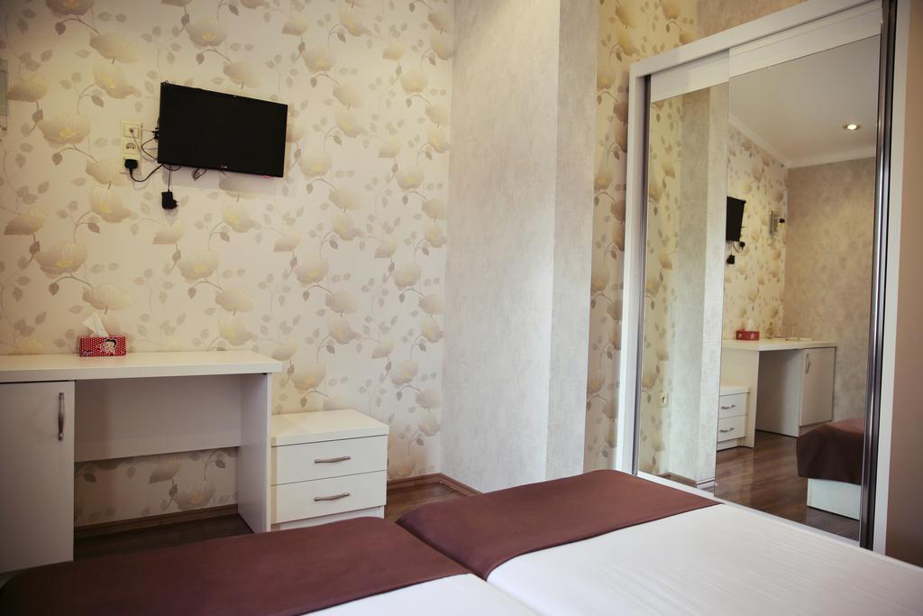 Rondo Hotel Tbilisi Zimmer foto