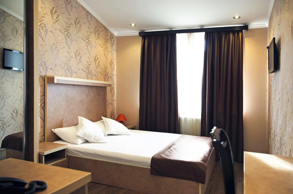 Rondo Hotel Tbilisi Zimmer foto